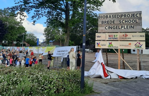 Feestelijke start bouw Brede School Cingelplein Beesd