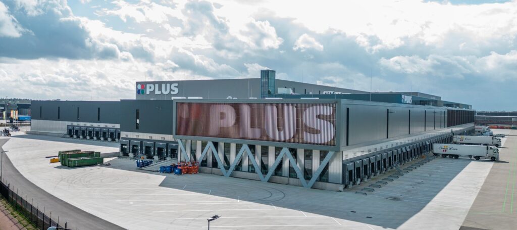 Distributiecentrum PLUS, Oss